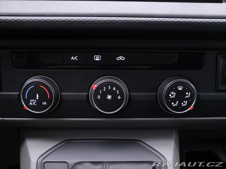 Volkswagen Transporter 2,0 TDI 110kW DSG 9-Míst 2022