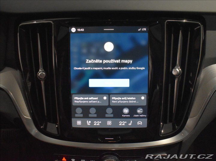 Volvo V60 2,0 B4  Plus dark 1800