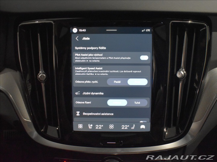 Volvo V60 2,0 B4  Plus dark 1800