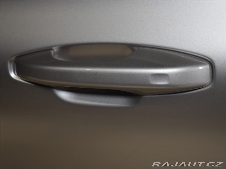 Volvo V60 2,0 B4  Plus dark 1800