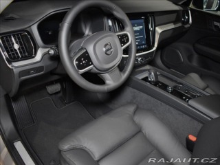 Volvo V60 2,0 B4  Plus dark 1800