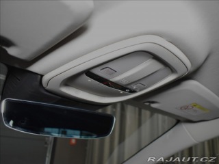 Volvo V60 2,0 B4  Plus dark 1800