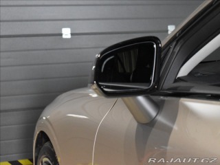 Volvo V60 2,0 B4  Plus dark 1800