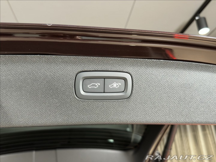 Volvo XC90 2,0 T8 PHEV  Ultra Bright 2026