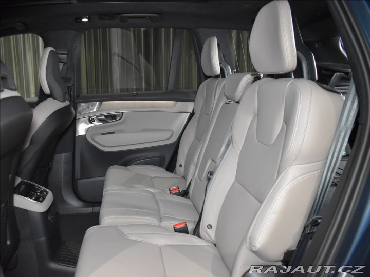 Volvo XC90 2,0 T8 Ultra Dark 2026
