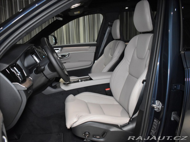 Volvo XC90 2,0 T8 Ultra Dark 2026