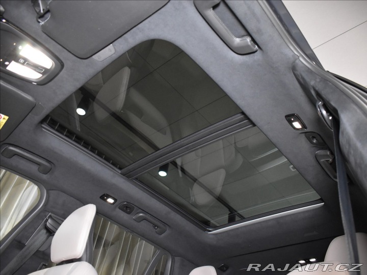 Volvo XC90 2,0 T8 Ultra Dark 2026