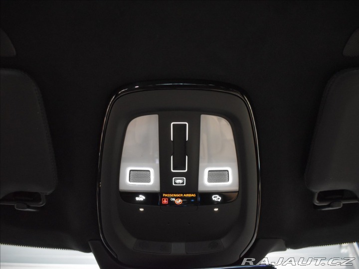 Volvo XC90 2,0 T8 Ultra Dark 2026