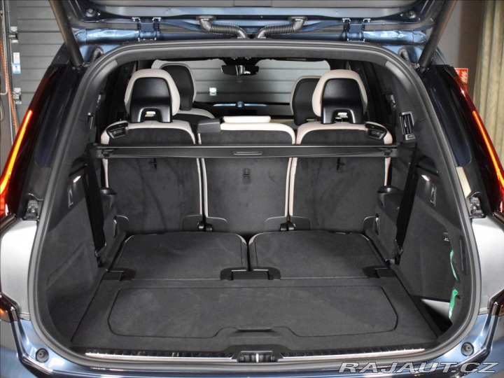 Volvo XC90 2,0 T8 Ultra Dark 2026