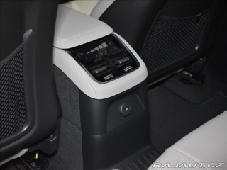 Volvo XC90 2,0 T8 Ultra Dark 2026