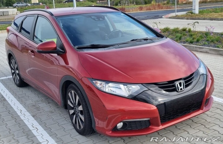 Honda Civic 1,6   tourer prodám 2015