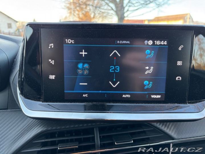 Peugeot 2008 1,2   benzin, rok 2021, 9 2021