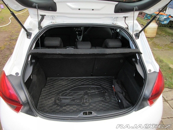 Peugeot 208 1,2   Pure Tech 2016