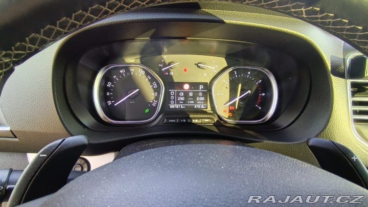 Toyota ProAce 2,0   L1, VIP, plná výbav 2020