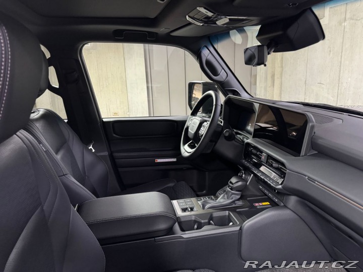 Toyota Land Cruiser Executive 2.8L Diesel 48V 2026