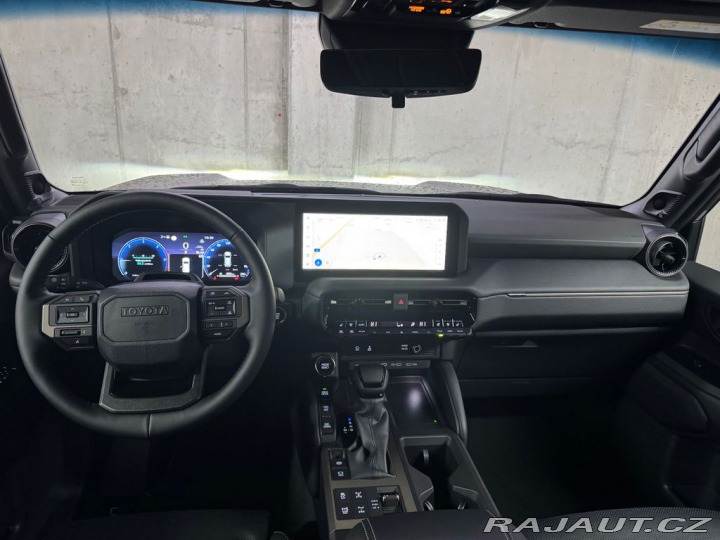 Toyota Land Cruiser Executive 2.8L Diesel 48V 2026