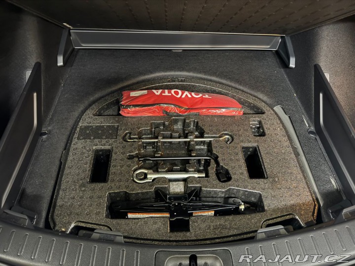 Toyota Corolla Comfort Tech 1.8 Hybrid e 2025