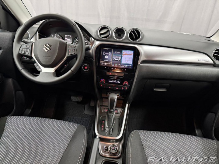 Suzuki Vitara 1,4 Prem.4x4 AT-k odběru 2026