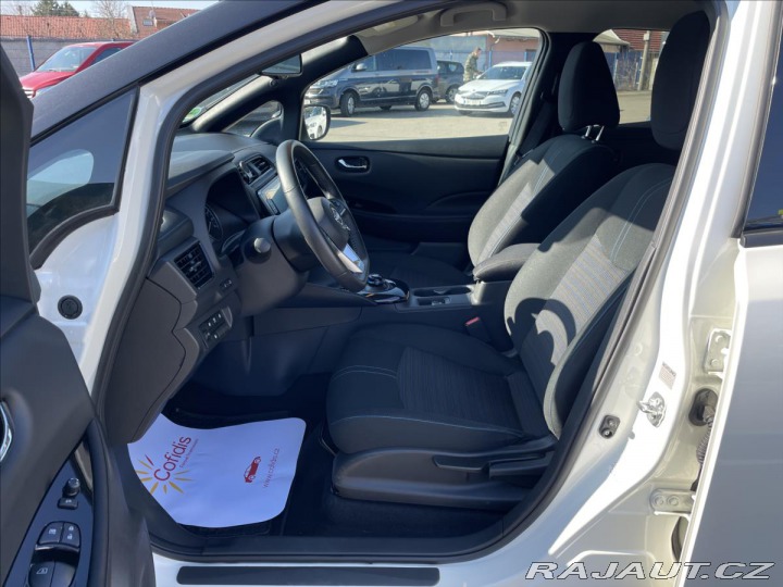 Nissan Leaf e+ 62kW N-CONNECTA*Tepeln 2022