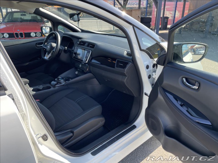 Nissan Leaf e+ 62kW N-CONNECTA*Tepeln 2022