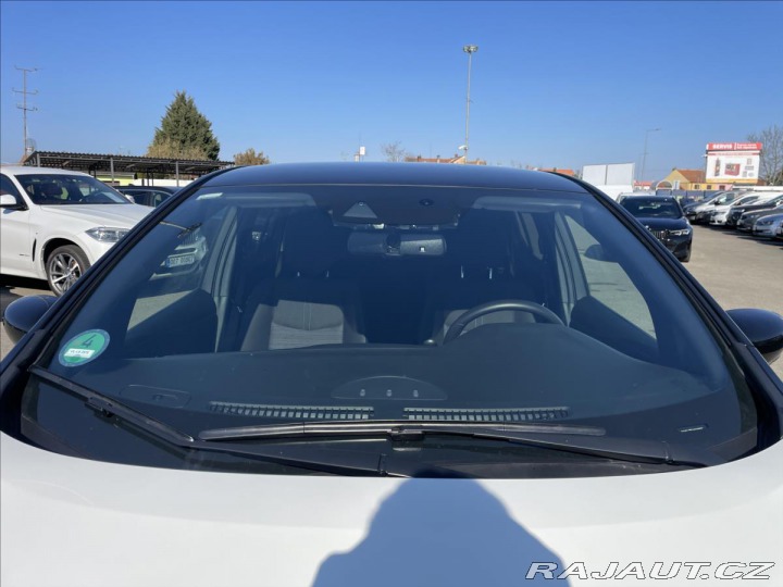 Nissan Leaf e+ 62kW N-CONNECTA*Tepeln 2022