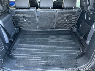 Land Rover Defender 177kW AWD Tažné Pano 2021