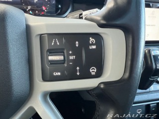 Land Rover Defender 177kW AWD Tažné Pano 2021