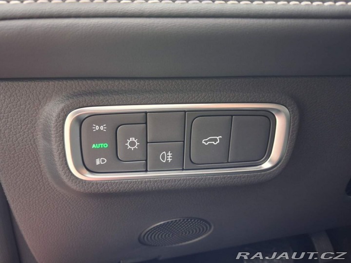 Omoda 5 Premium 1.5 tGDI HEV 2026