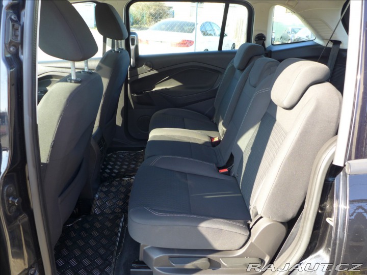 Ford Grand C-MAX 1,5 TDCI NAVI 7 MÍST 2015