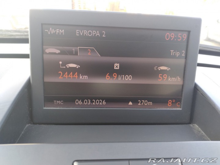 Peugeot 5008 2.0 HDI AC,NAVI,AUTOMAT 2012