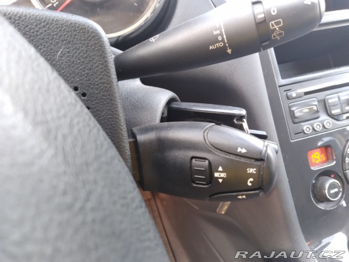 Peugeot 5008 2.0 HDI AC,NAVI,AUTOMAT 2012