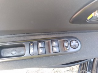 Peugeot 5008 2.0 HDI AC,NAVI,AUTOMAT 2012