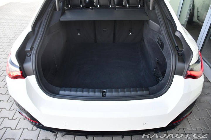 BMW 4 M440i xDrive H/K ČR 2022