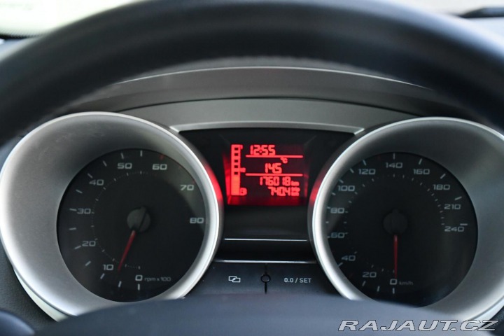 Seat Ibiza 1.2TSi VYHŘ.SEDAČKY AUT. 2011