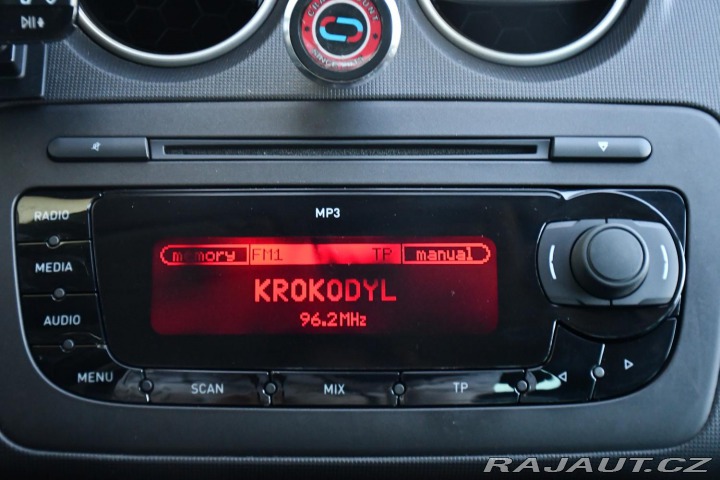 Seat Ibiza 1.2TSi VYHŘ.SEDAČKY AUT. 2011