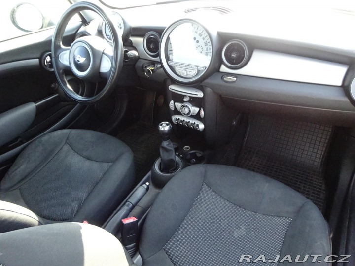 Mini One 1.4 70kW KLIMA SERVIS 2008