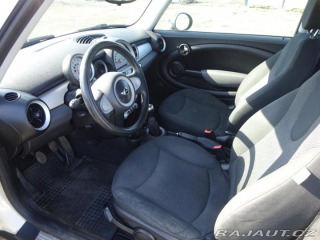 Mini One 1.4 70kW KLIMA SERVIS 2008