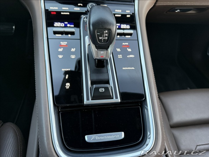 Porsche Panamera Turbo 2019