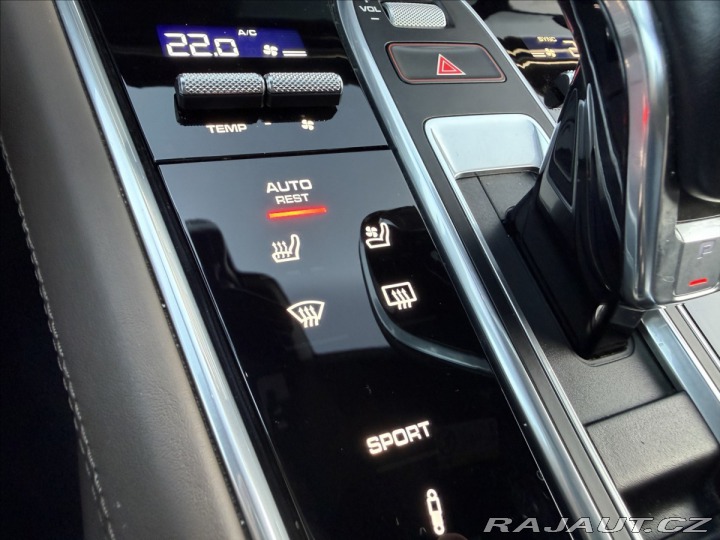 Porsche Panamera Turbo 2019