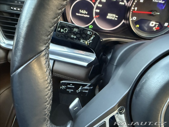 Porsche Panamera Turbo 2019