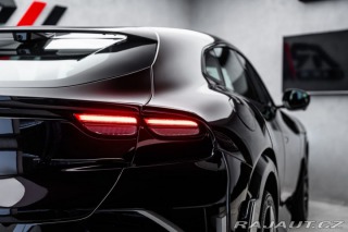 Ferrari Purosangue Lift, karbon, NOVÉ 2026