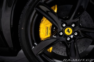 Ferrari Purosangue Lift, karbon, NOVÉ 2026