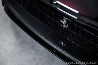 Ferrari Purosangue Lift, karbon, NOVÉ 2026