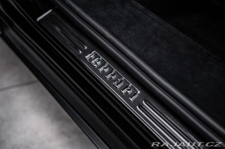 Ferrari Purosangue Lift, karbon, NOVÉ 2026