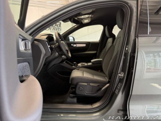 Volvo XC40 B3 2.0L 163 HP AT7 FWD CO 2026