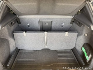 Volvo XC40 B3 2.0L 163 HP AT7 FWD CO 2026