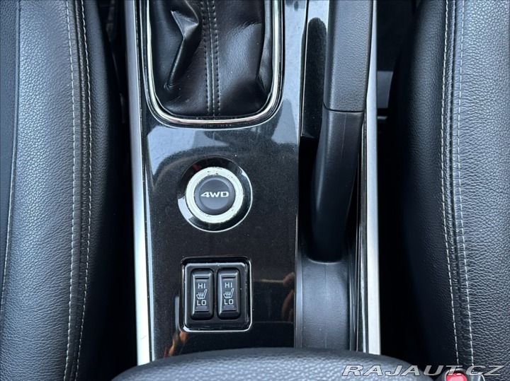 Mitsubishi Outlander 2,2 DI-D 150PS  Top-7 M/T 2017