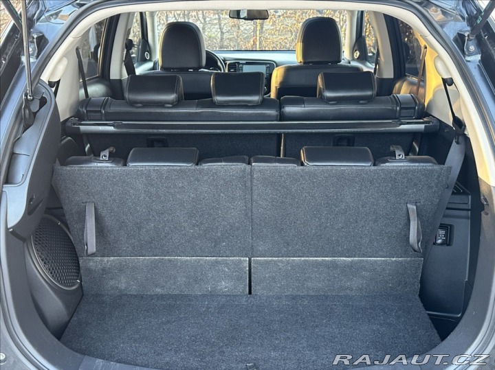 Mitsubishi Outlander 2,2 DI-D 150PS  Top-7 M/T 2017