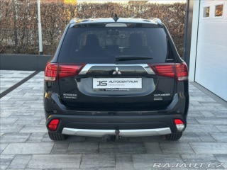 Mitsubishi Outlander 2,2 DI-D 150PS  Top-7 M/T 2017