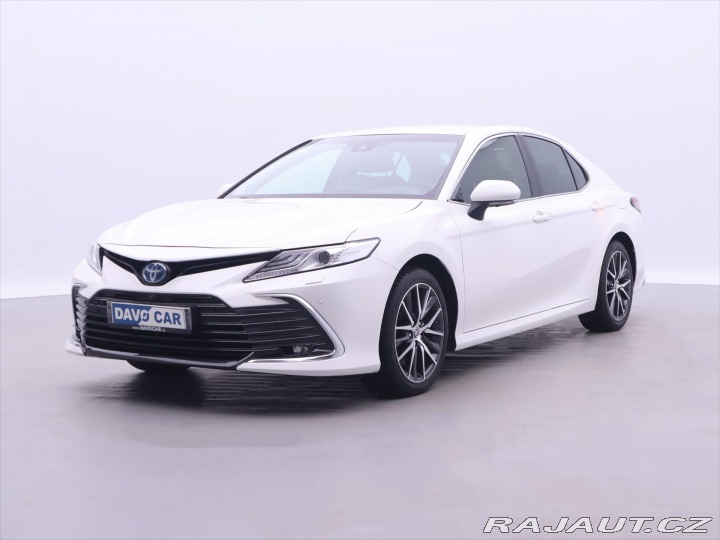 Toyota Camry 2,5 HB Executive CVT CZ D 2023